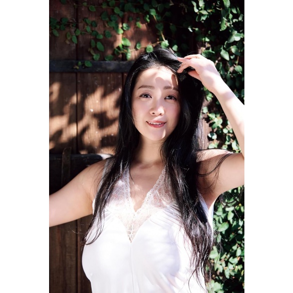 코무카이 미나코 사진집 – 다시 한 번