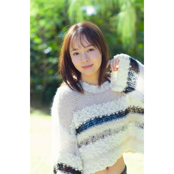모리 치하루 첫 사진집 - 나뭇잎 사이 햇살