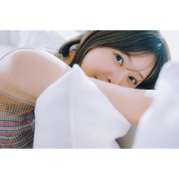 히나타자카46 도미타 스즈카 1st 사진집 - 스즈카 서킷
