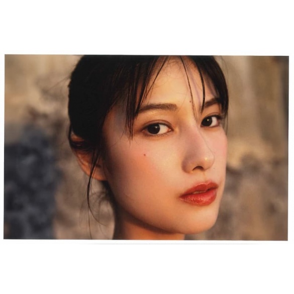 타마다 시오리 사진집 - 빛 속으로