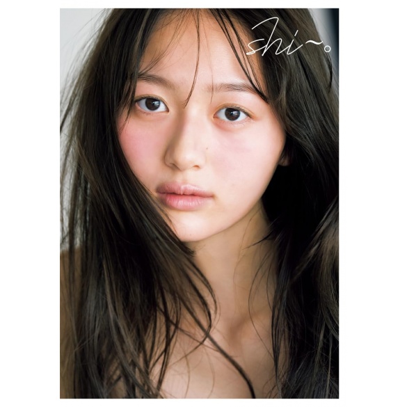 가토 시오리 첫 번째 사진집 shi~