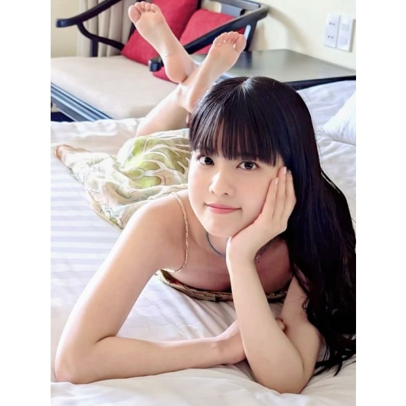 오니시 아구리 사진집 긴 휴가