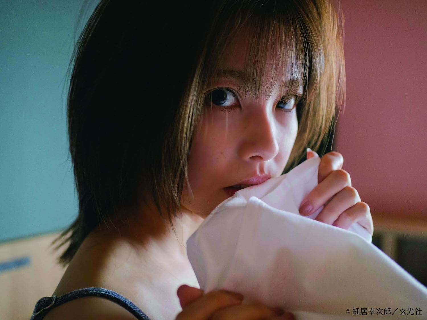 지토우에 네네 졸업 사진집 타이틀 미정