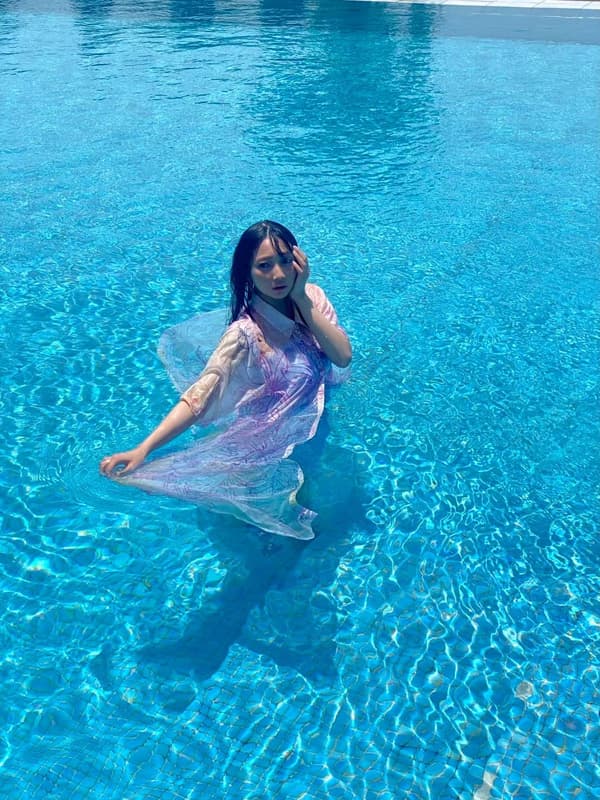 야노 히나키 첫 번째 사진집 타이틀 미정