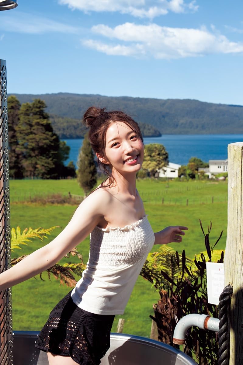 카리카와 쿠루미 1st 사진집 타이틀 미