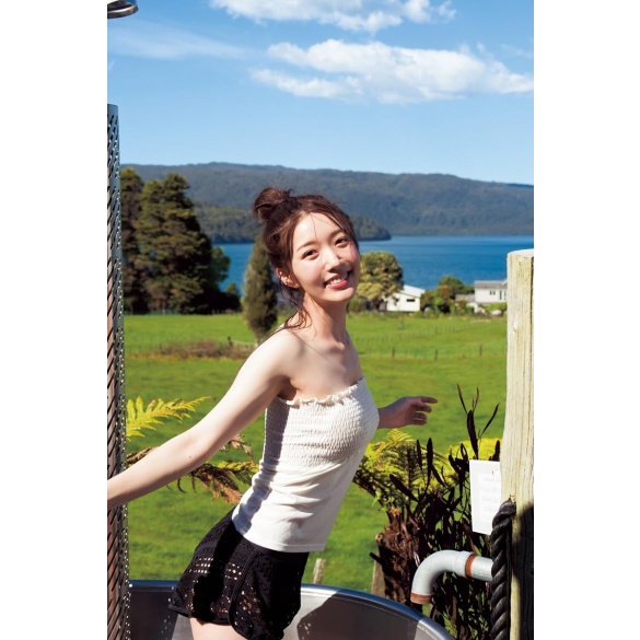 카리카와 쿠루미 1st 사진집 타이틀 미