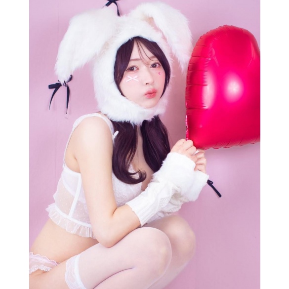 코노 호노 1st 사진집 『호노탄』