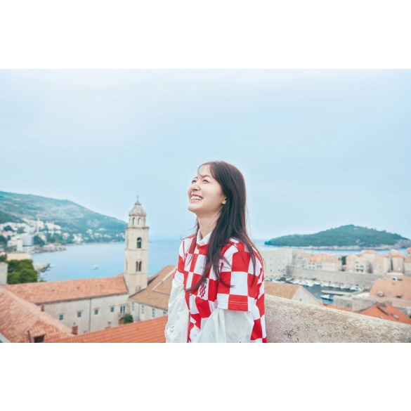 노기자카46 카나가와 사야 1st 사진집 『좋아함의 그라데이션』