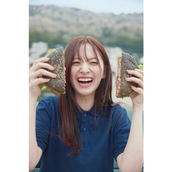 노기자카46 카나가와 사야 1st 사진집 『좋아함의 그라데이션』