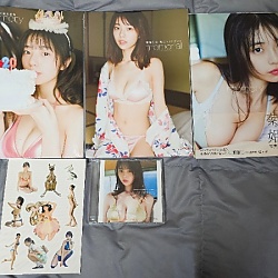 키쿠치 히나 20세 기념 사진집 - 메모리 memory 호화판 (한정판 DVD, 추가 포토북, 스티커 첨부)