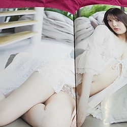 쿠리키 하나 첫번째 사진집